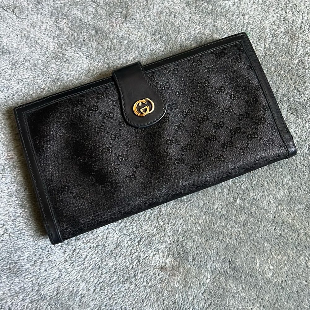 Gucci Vintage Black Leather Coated Canvas Long Wallet Kiss Lock Gold Hardware